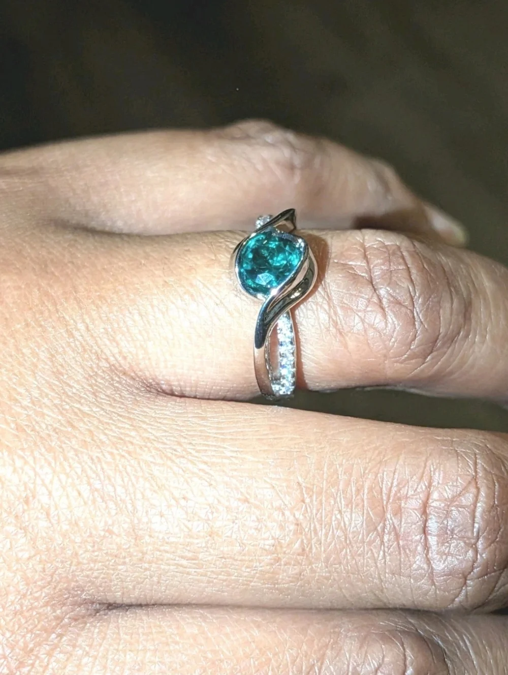 2Ct Round Cut Lab Created Emerald Women's Minimalist Ring 14K White Gold Plated